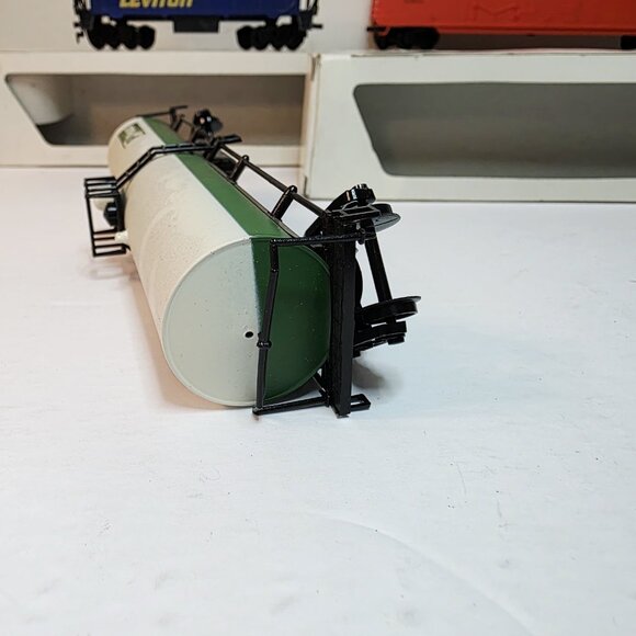 3 Vtg IHC Slovenia HO Scale Train Cars Tanker Caboose Leviton Panduit Klein - Picture 2 of 11